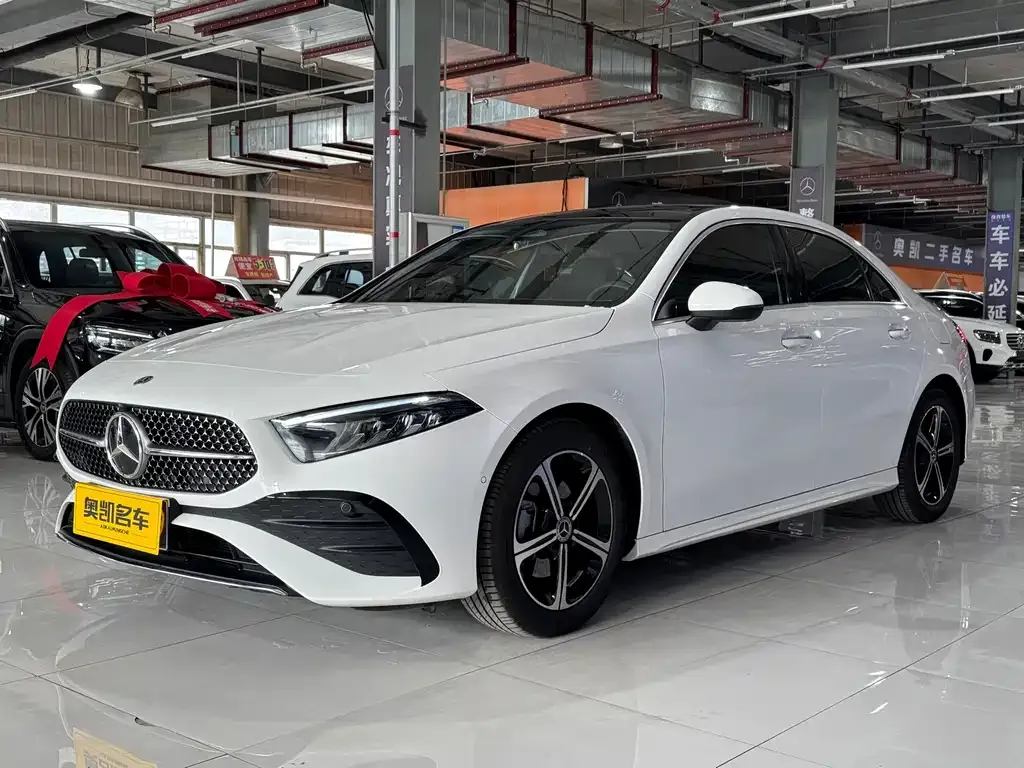 Mercedes-Benz A-Class 2024 из CN, фото 3
