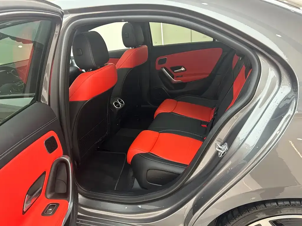 Mercedes-Benz A-Class AMG — фото 9