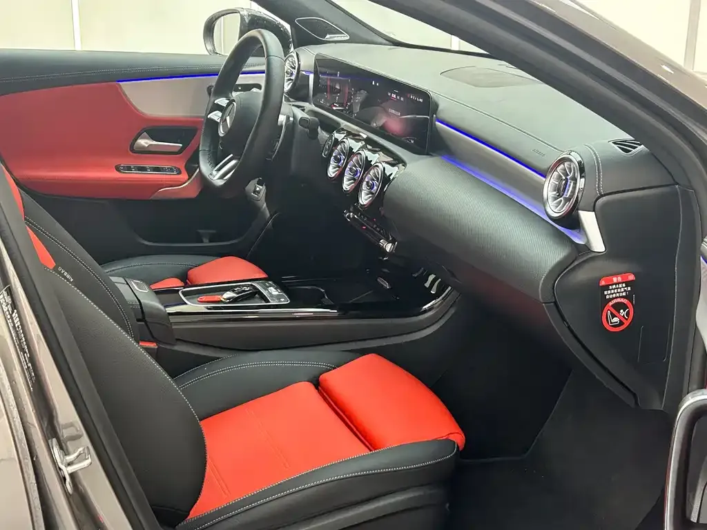 Mercedes-Benz A-Class AMG — фото 10