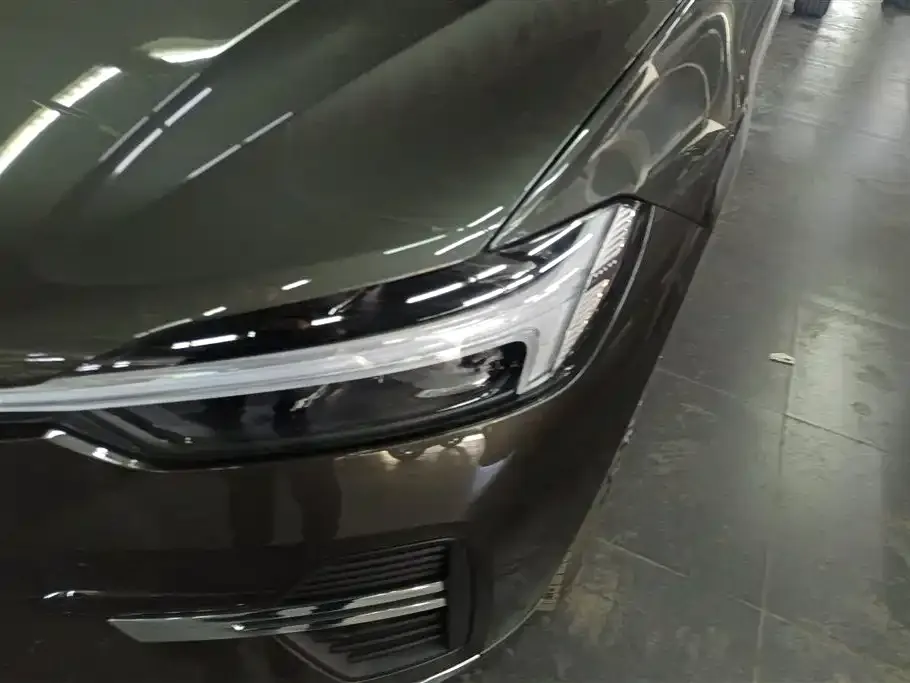Volvo XC60 2022 из CN, фото 10