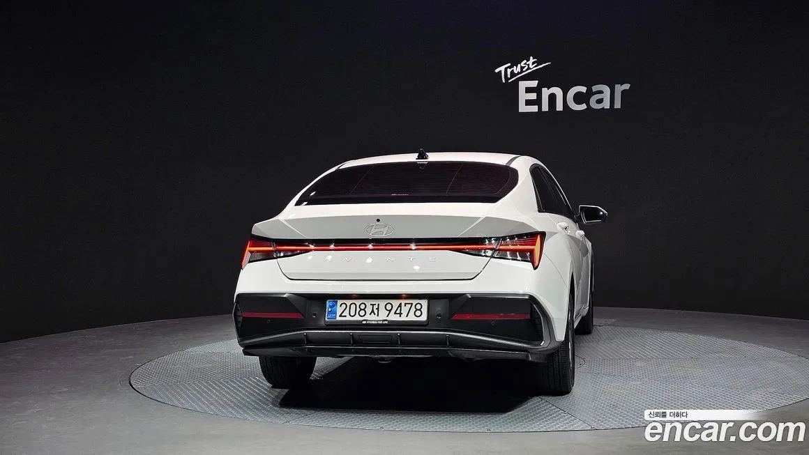 Hyundai AVANTE — фото 2