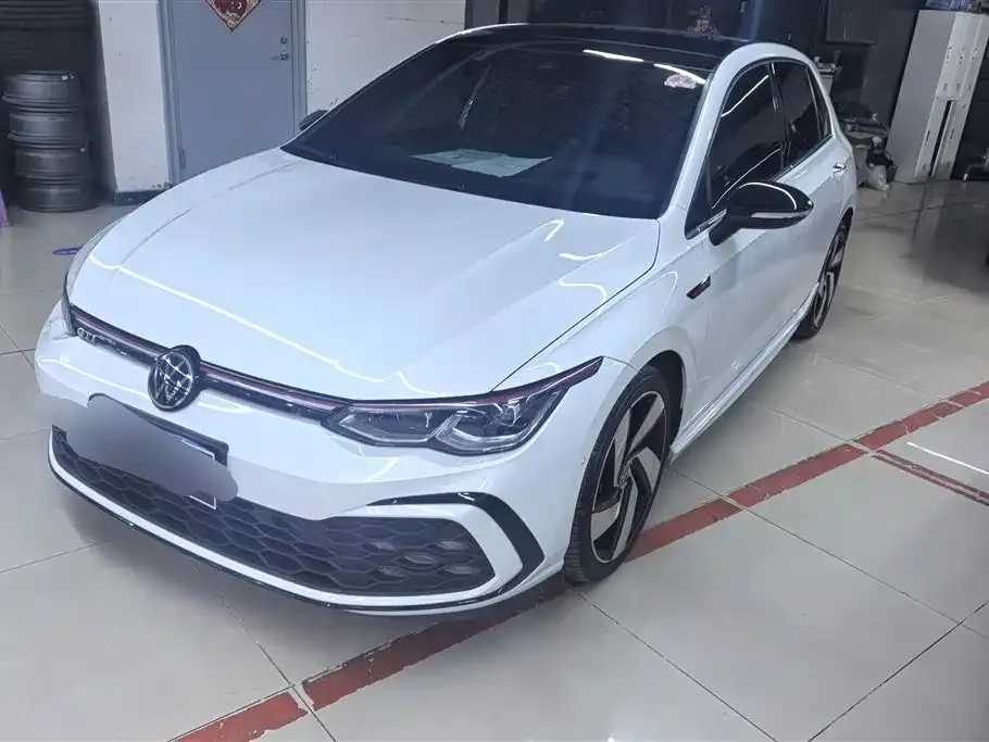 Volkswagen Golf GTI 2023 из CN, фото 1