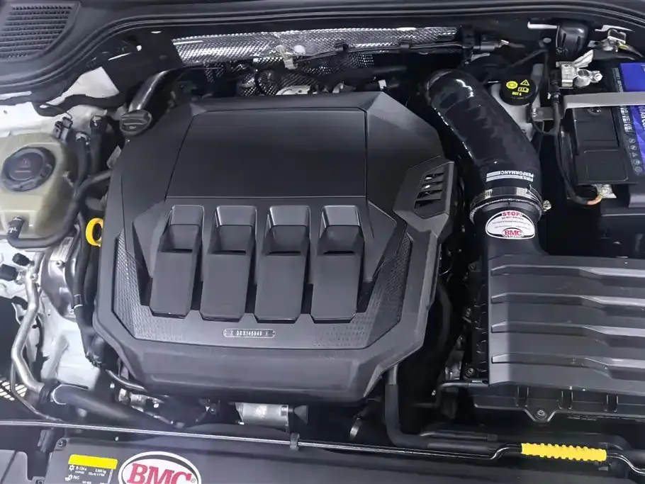 Volkswagen Golf GTI 2023 из CN, фото 10