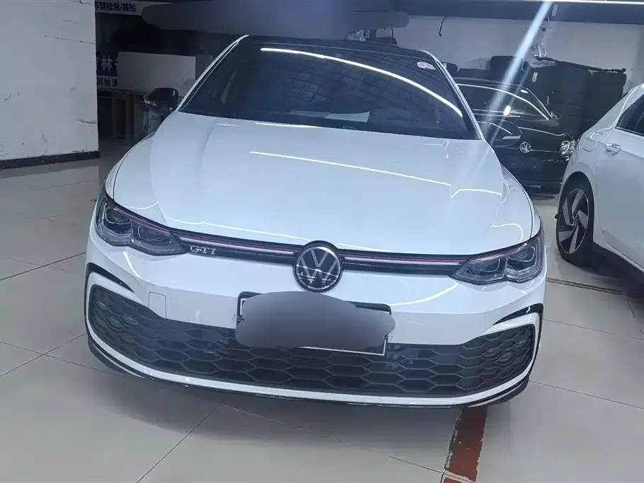 Volkswagen Golf GTI 2023 из CN, фото 5