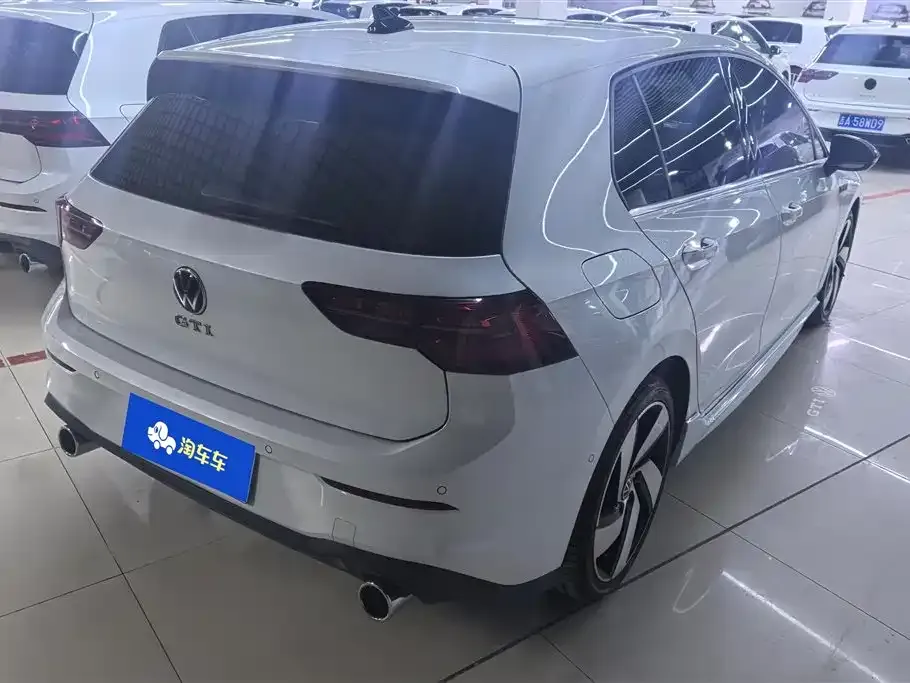 Volkswagen Golf GTI 2023 из CN, фото 8