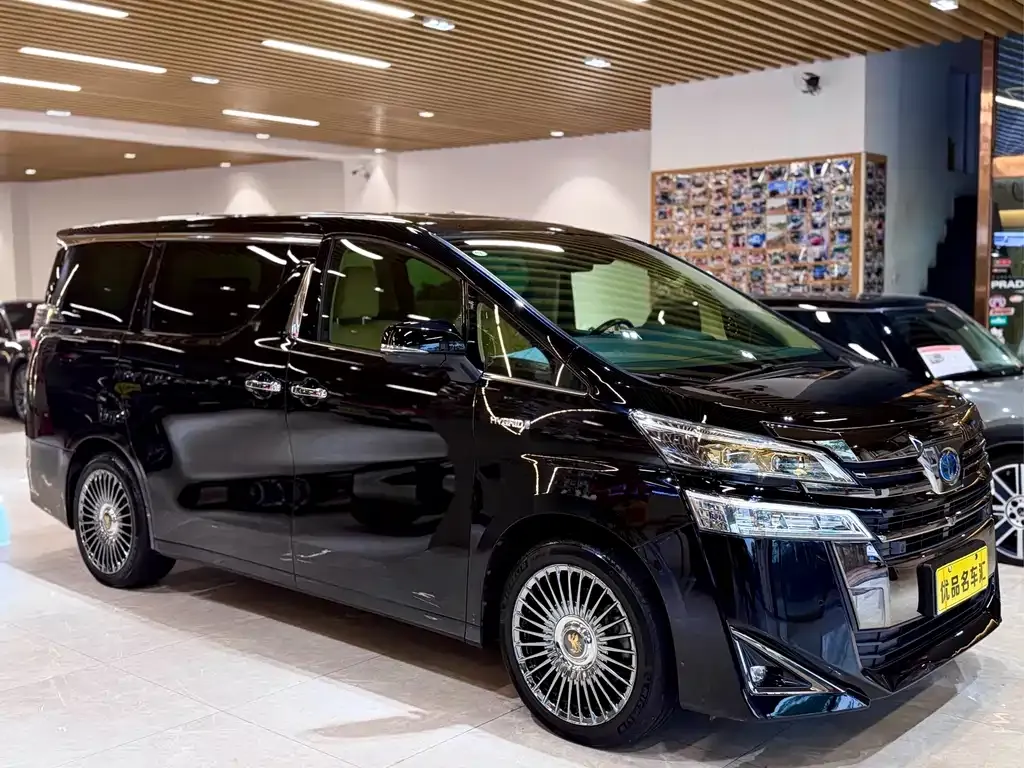 Toyota Vellfire 2023 из CN, фото 3