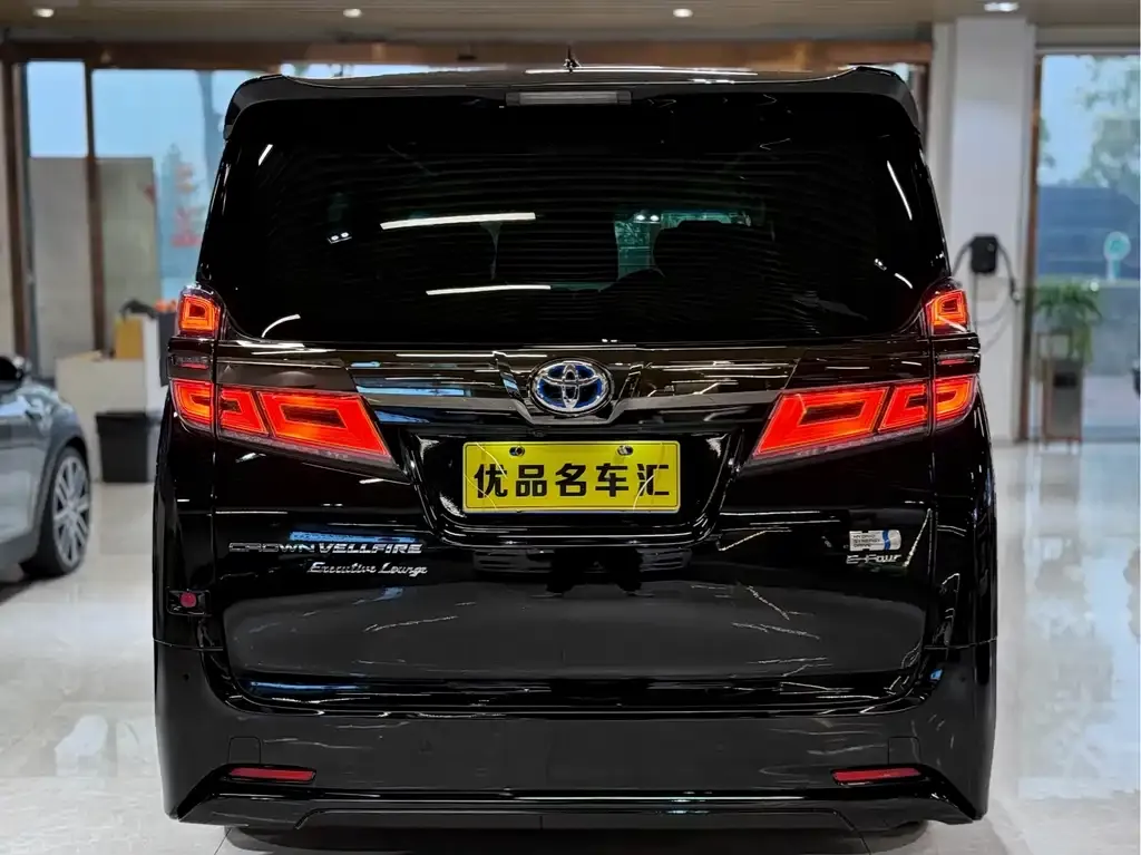 Toyota Vellfire 2023 из CN, фото 8