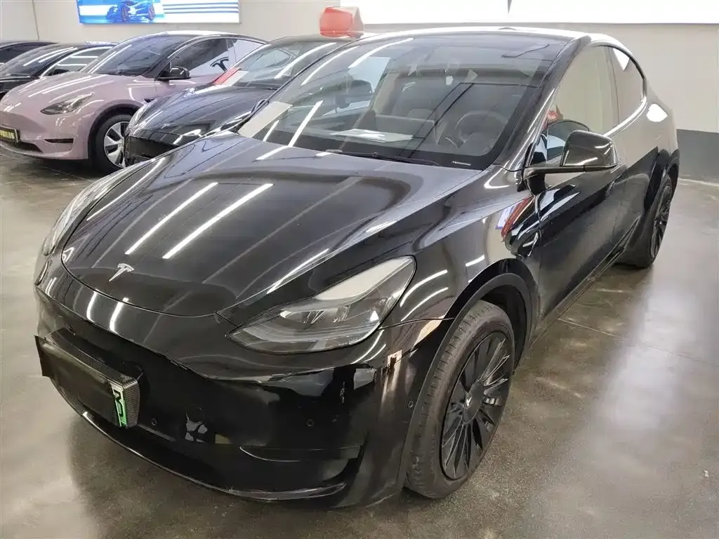 Tesla Model Y — фото 7