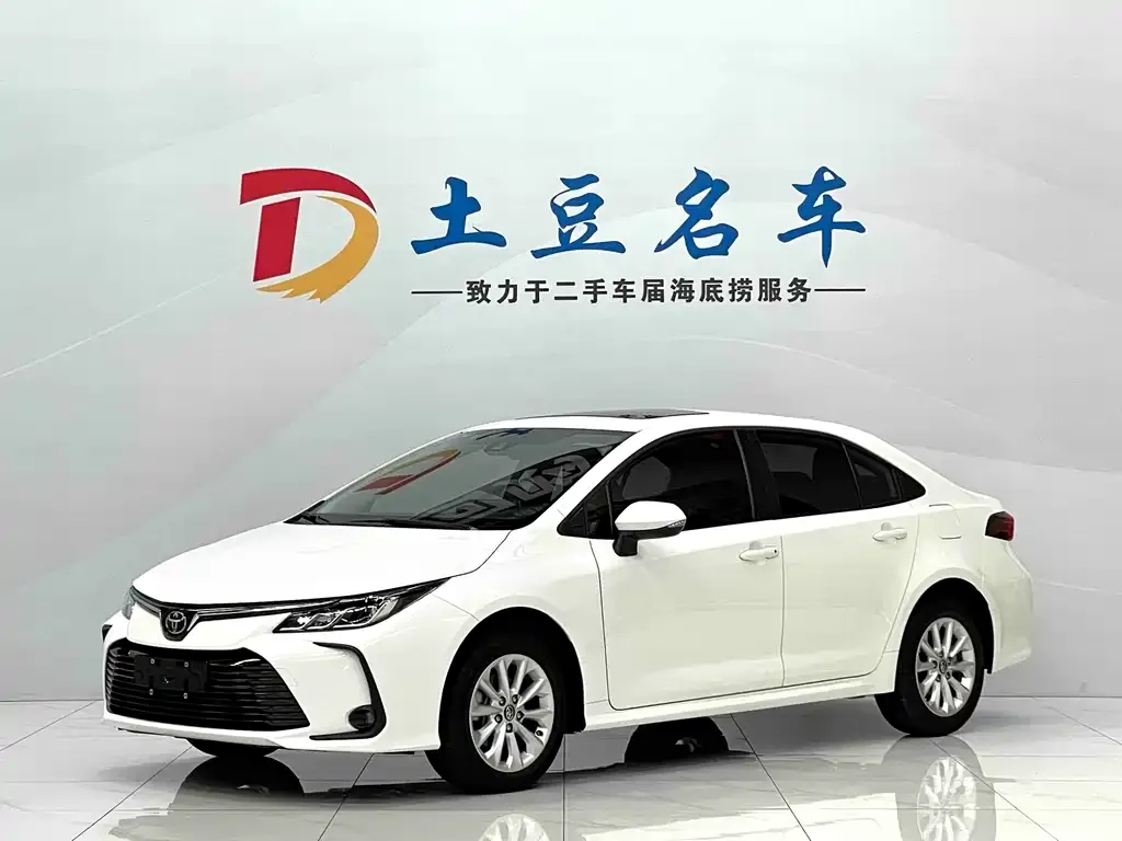 Toyota Corolla 2023 из CN, фото 1