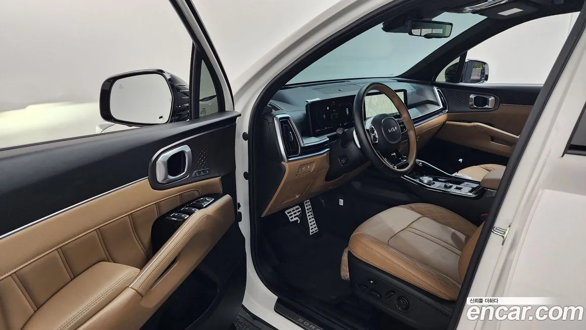 Kia Sorento — фото 7