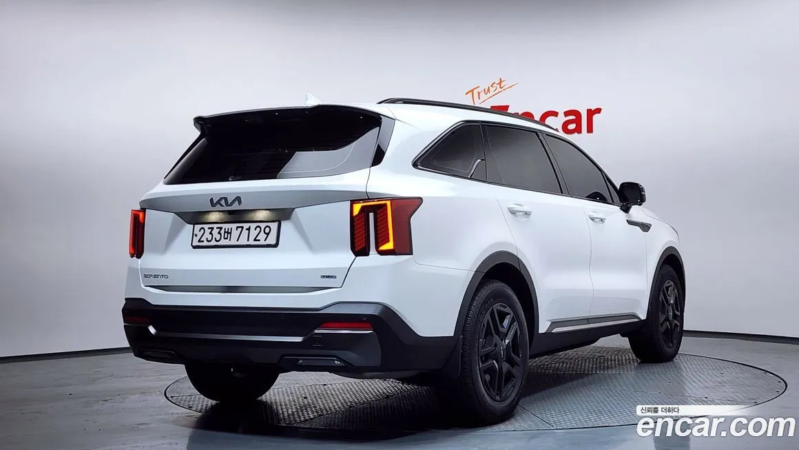 Kia Sorento — фото 5