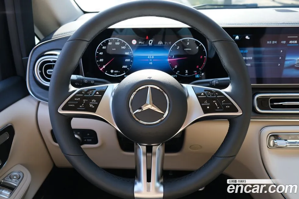 Mercedes-Benz V-Class 2025 из KR, фото 8