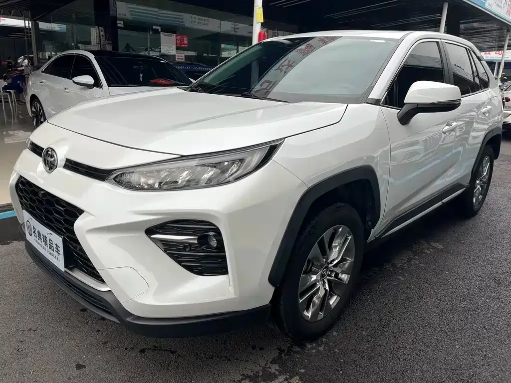 Toyota Wildlander — фото 1