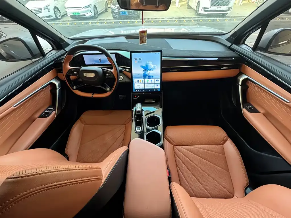 Geely Boyue L 2024 из CN, фото 5