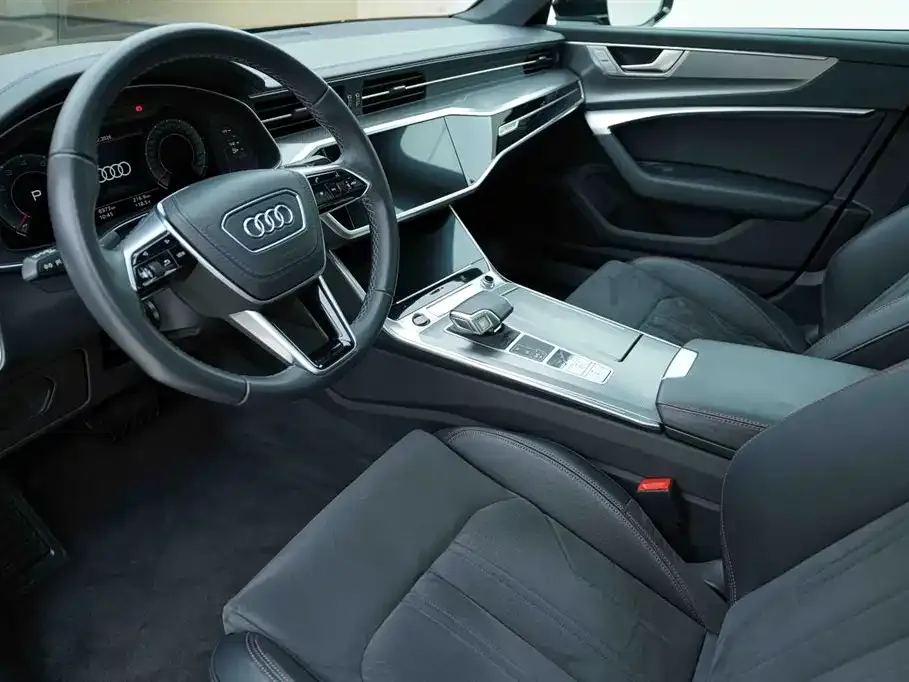Audi A6L 2024 из CN, фото 6