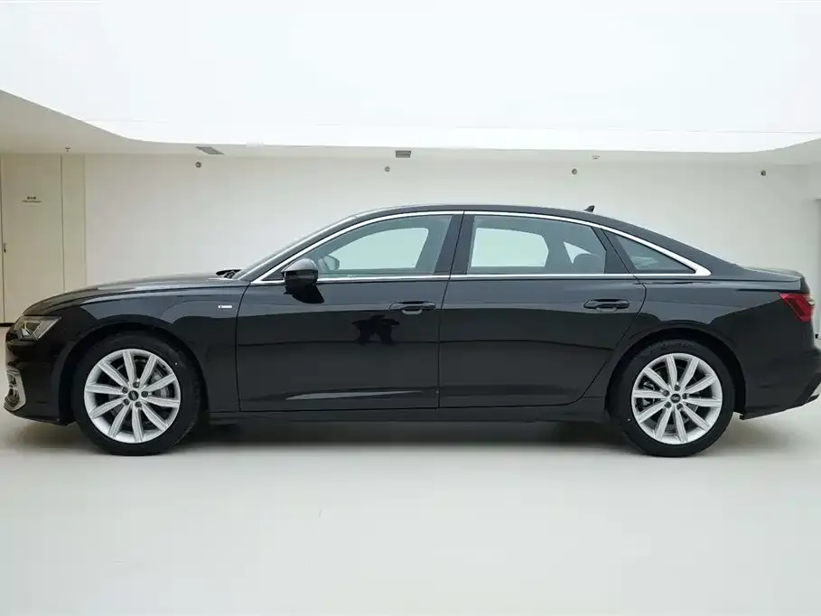Audi A6L 2024 из CN, фото 5