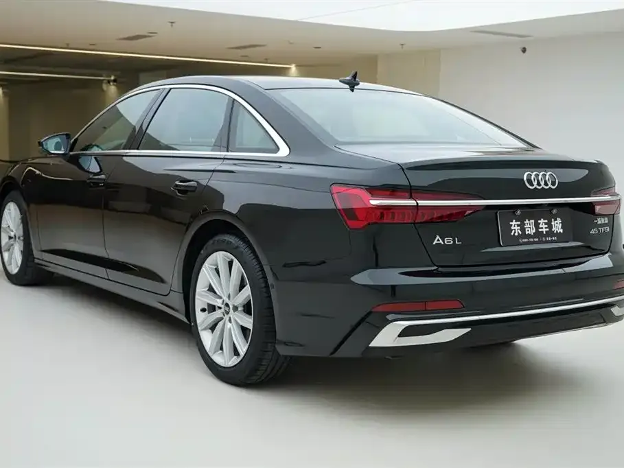 Audi A6L 2024 из CN, фото 4