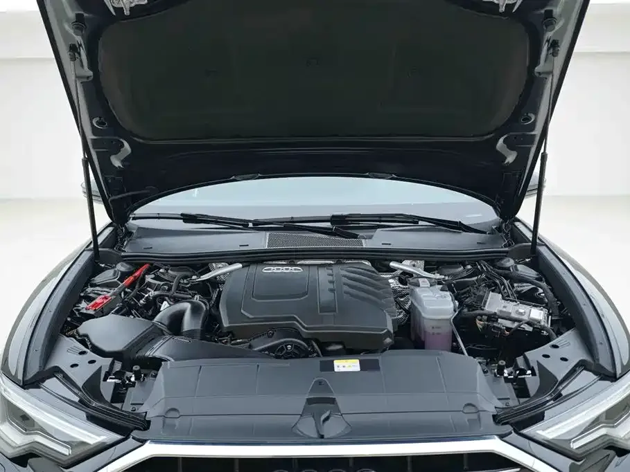 Audi A6L 2024 из CN, фото 7