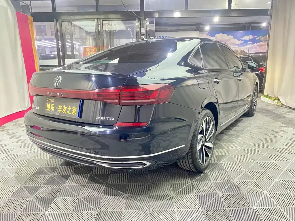 Volkswagen Passat — фото 9