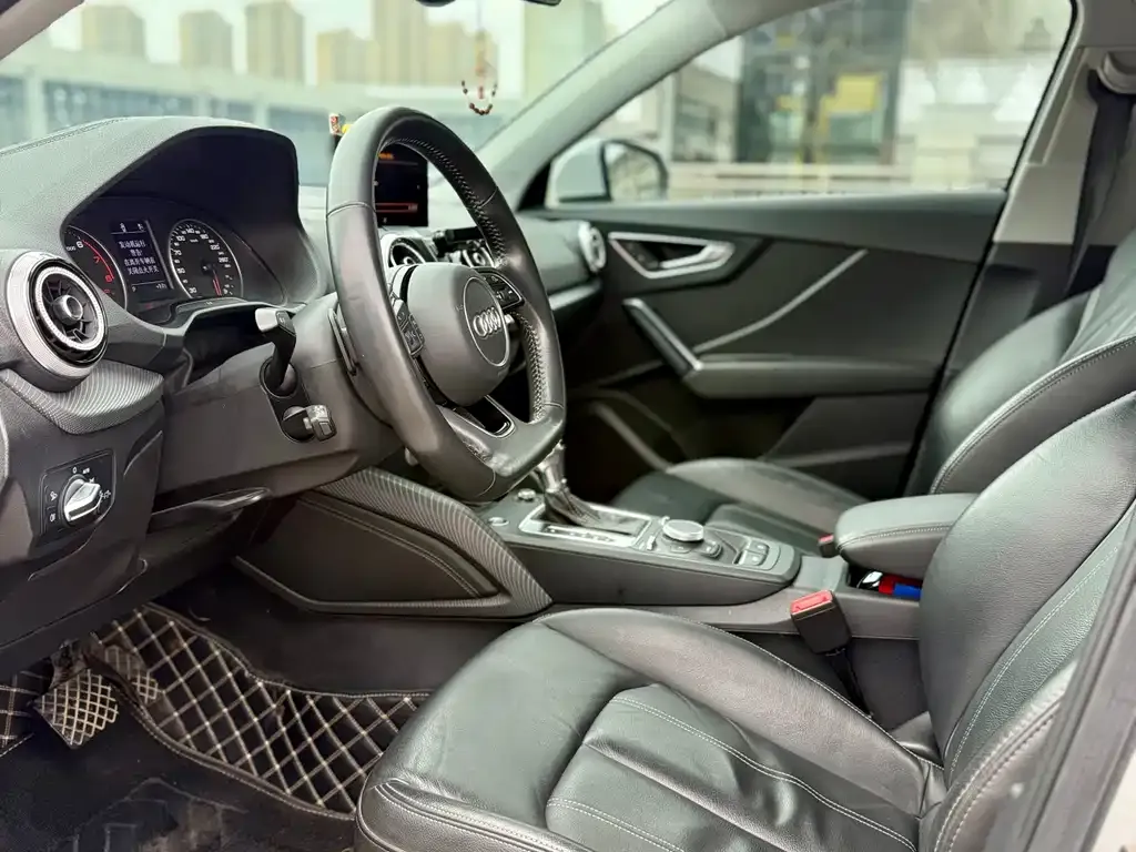 Audi Q2L 2021 из CN, фото 5