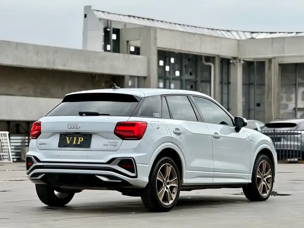 Audi Q2L 2021 из CN, фото 3