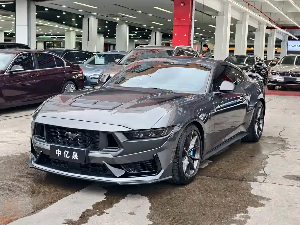 Ford Mustang 2024 из CN, фото 1