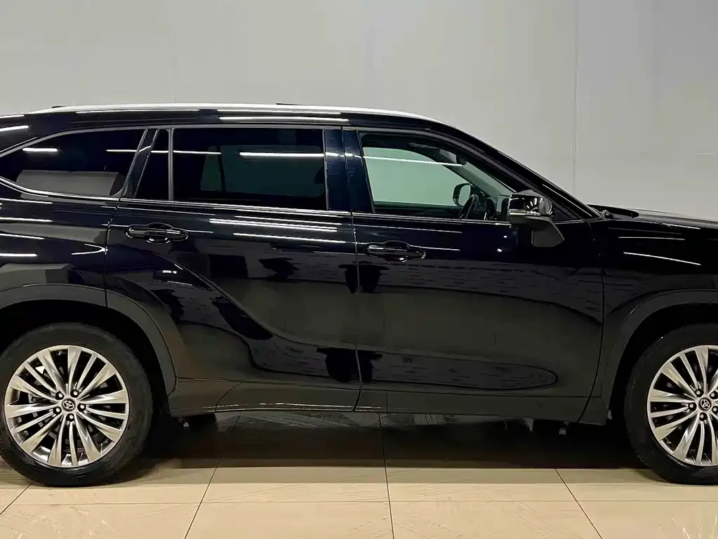 Toyota Highlander 2024 из CN, фото 10