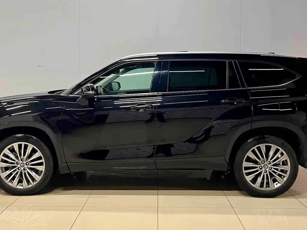 Toyota Highlander 2024 из CN, фото 7