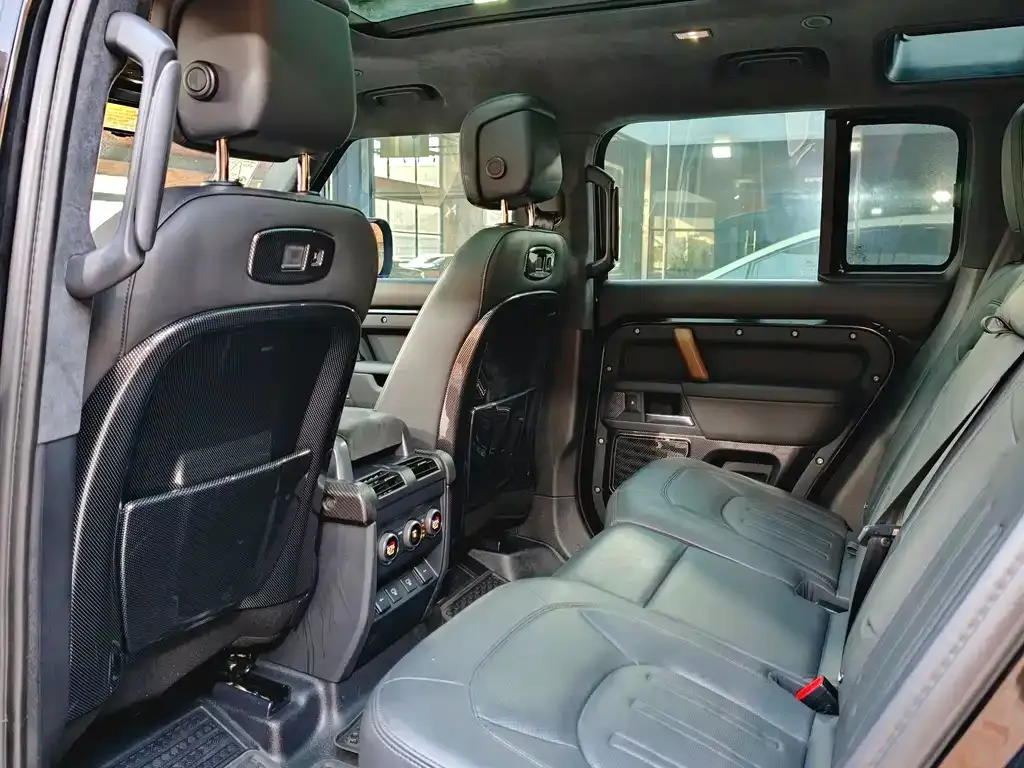 Land Rover Defender 2021 из CN, фото 3