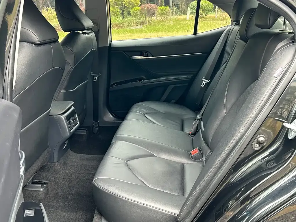 Toyota Camry 2022 из CN, фото 3