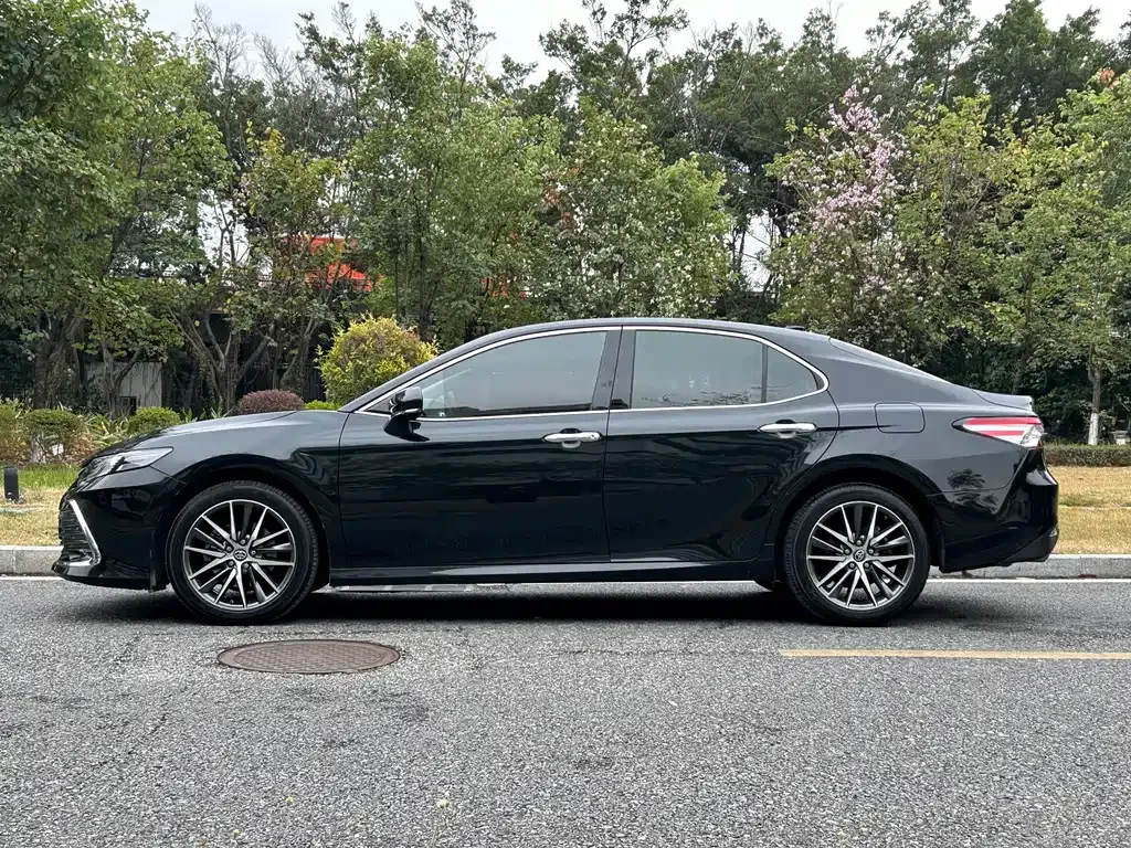 Toyota Camry 2022 из CN, фото 5
