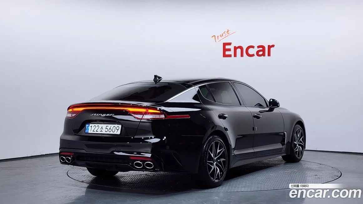 Kia Stinger 2023 из KR, фото 3
