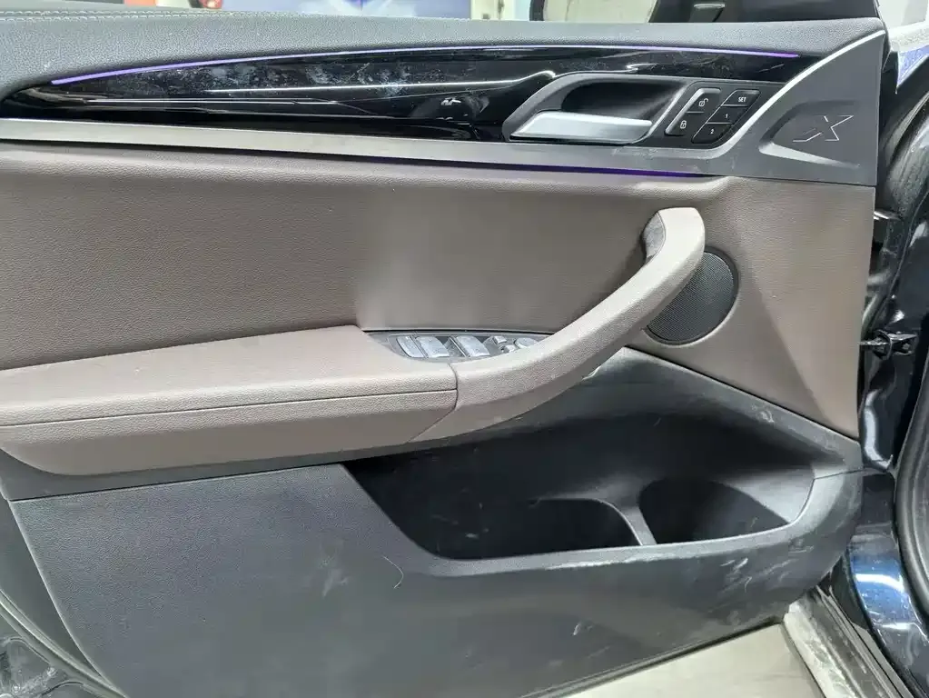 BMW iX3 2024 из CN, фото 10