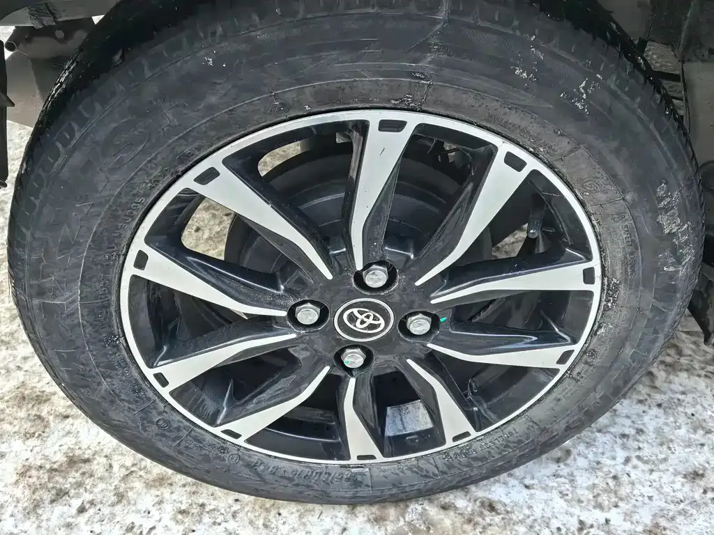 Toyota Yaris L 2022 из CN, фото 5