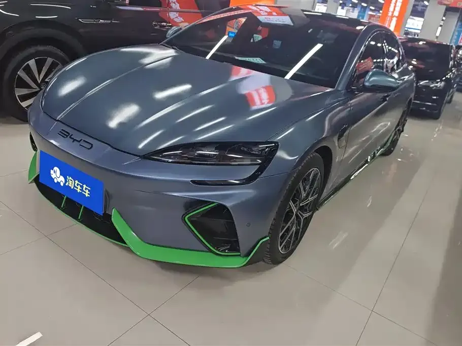 BYD Seal — фото 1