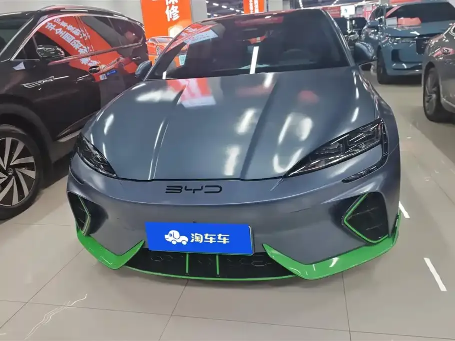 BYD Seal — фото 8