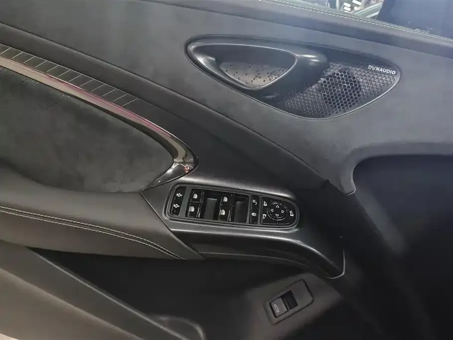BYD Seal — фото 2