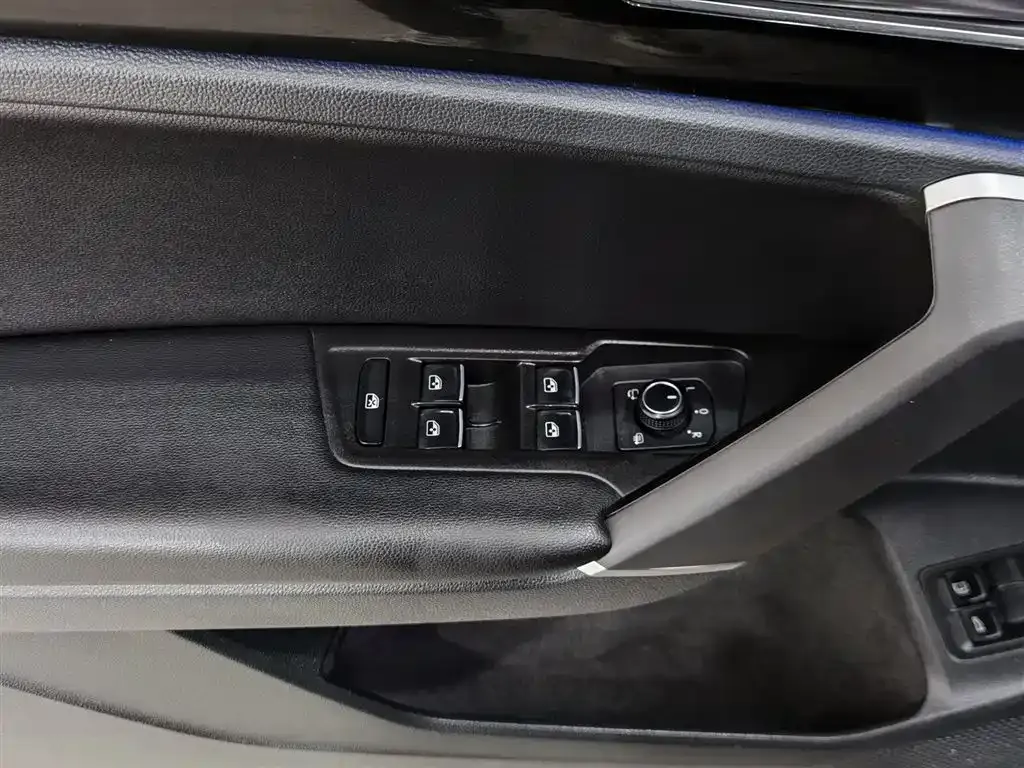 Volkswagen GTE PHEV 2022 из CN, фото 7