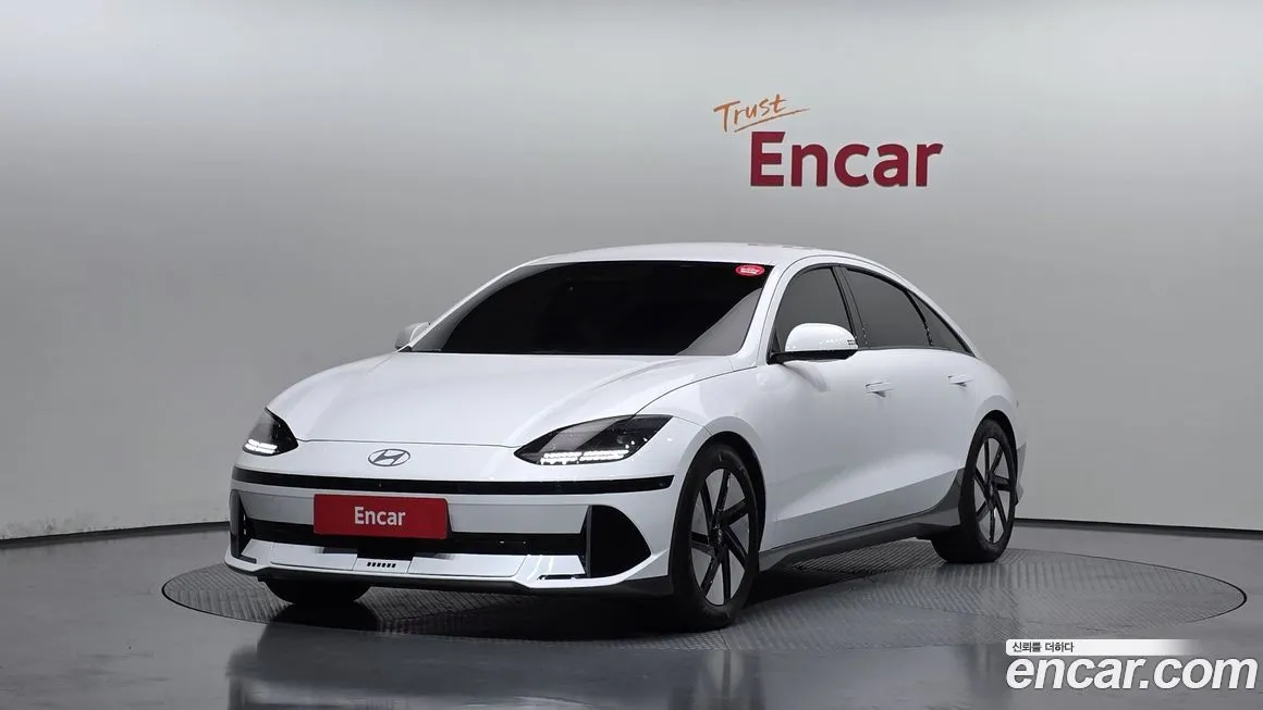 Hyundai Ioniq6 — фото 1