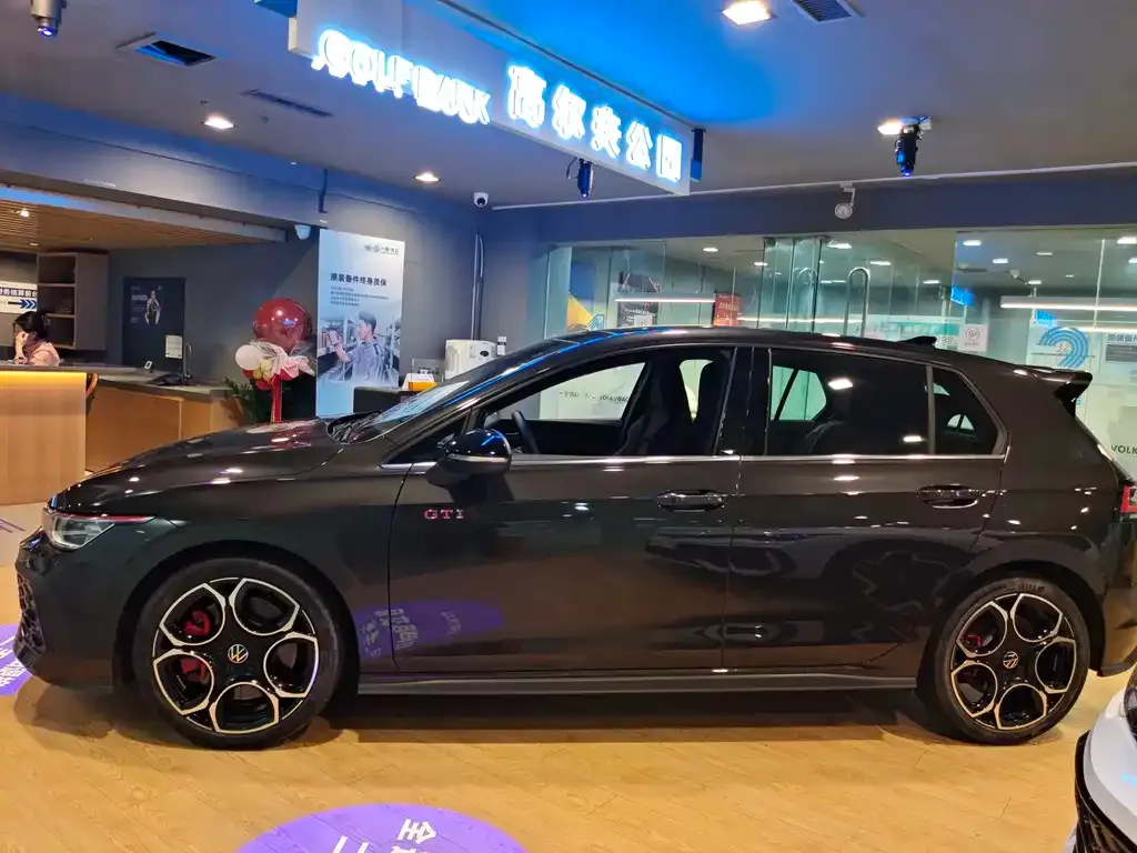 Volkswagen Golf GTI 2026 из CN, фото 3