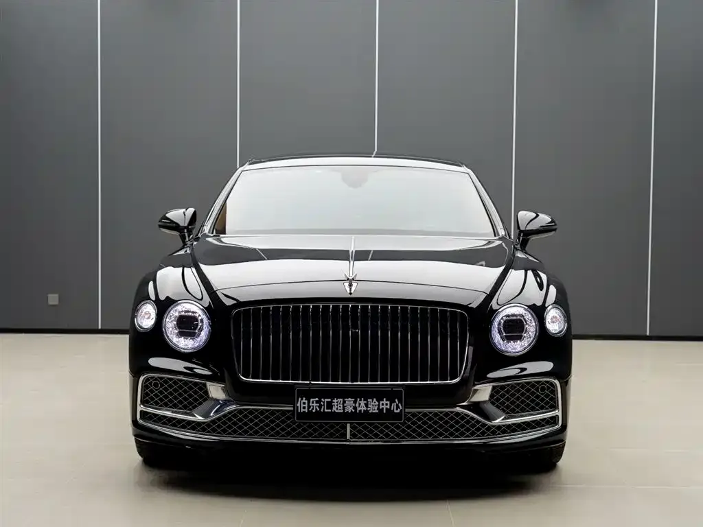 Bentley Flying Spur — фото 7
