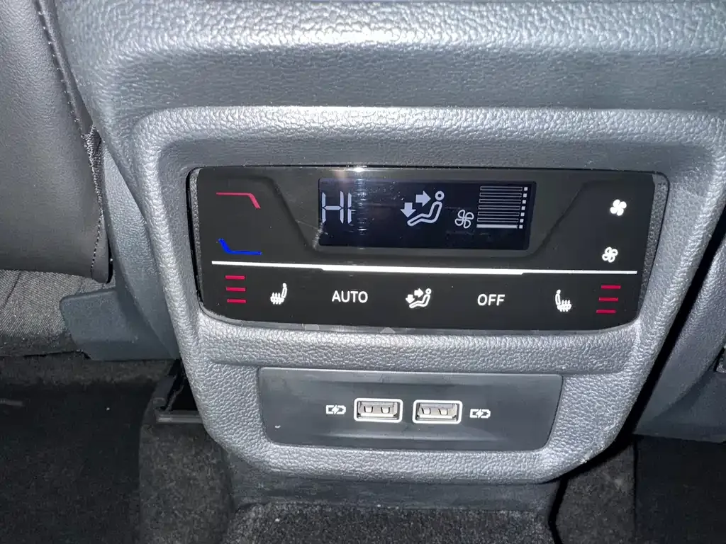 Volkswagen Tayron 2023 из CN, фото 9