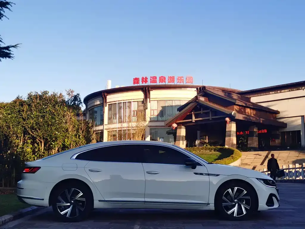 Volkswagen CC 2021 из CN, фото 4