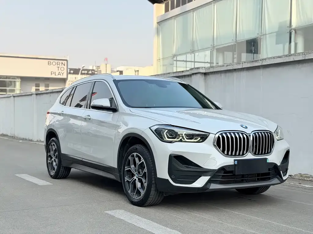 BMW X1 — фото 3