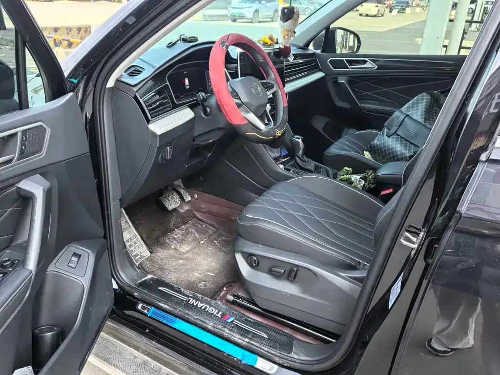 Volkswagen Tiguan L 2024 из CN, фото 10