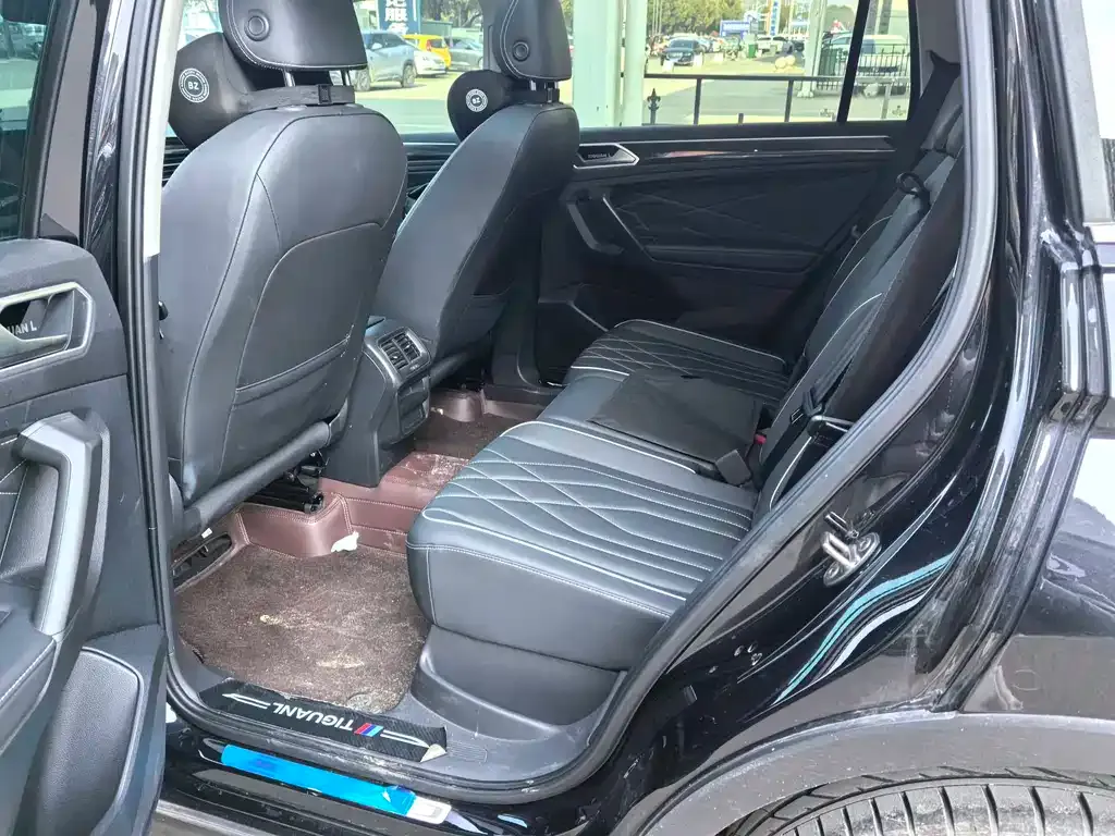 Volkswagen Tiguan L 2024 из CN, фото 2
