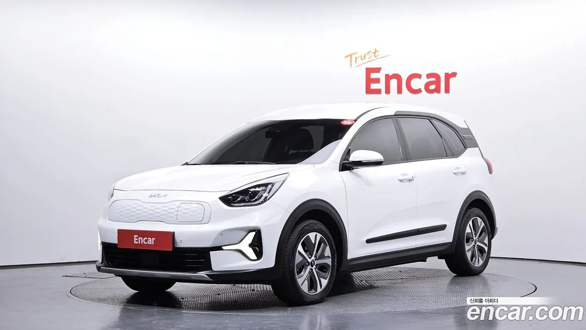 Kia Niro — фото 1