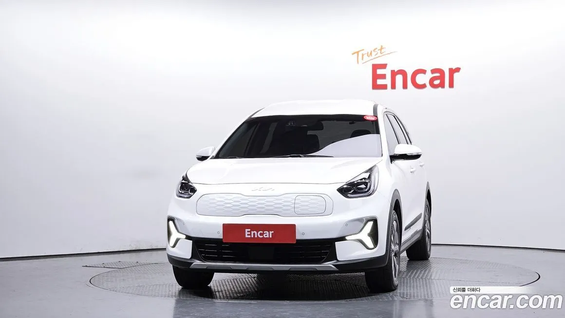 Kia Niro — фото 3