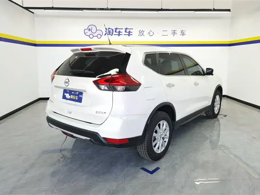 Nissan X-Trail 2024 из CN, фото 2