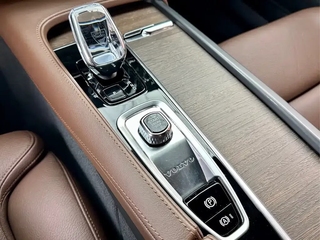Volvo S90 — фото 9